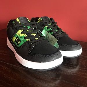 DC Youth Boys Cure Sneaker